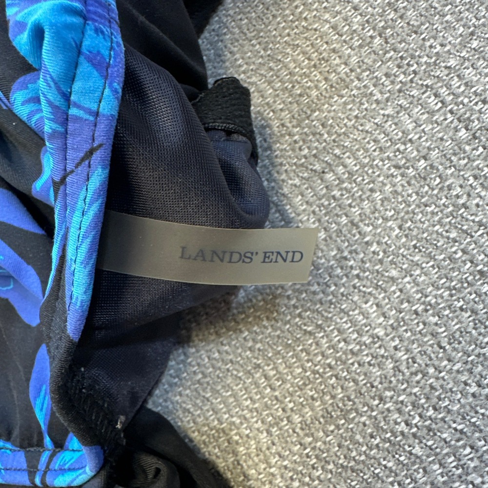 Lands End Tankini Top 8DDD Black Blue Floral Swim Top Built-In Bra Swimsuit‎ - Picture 5 of 9